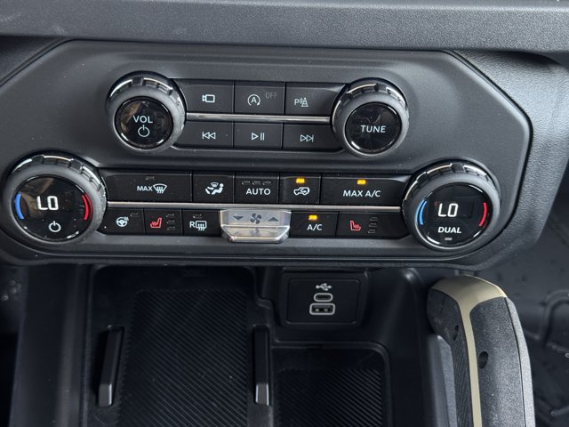 Used 2026 Ford Bronco Badlands AWD/4WD image 19