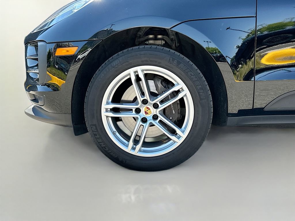 Used 2021 Porsche Macan AWD/4WD image 33