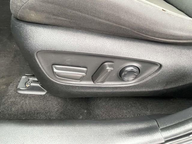 Used 2021 Toyota RAV4 XLE w/ Convenience Package image 15