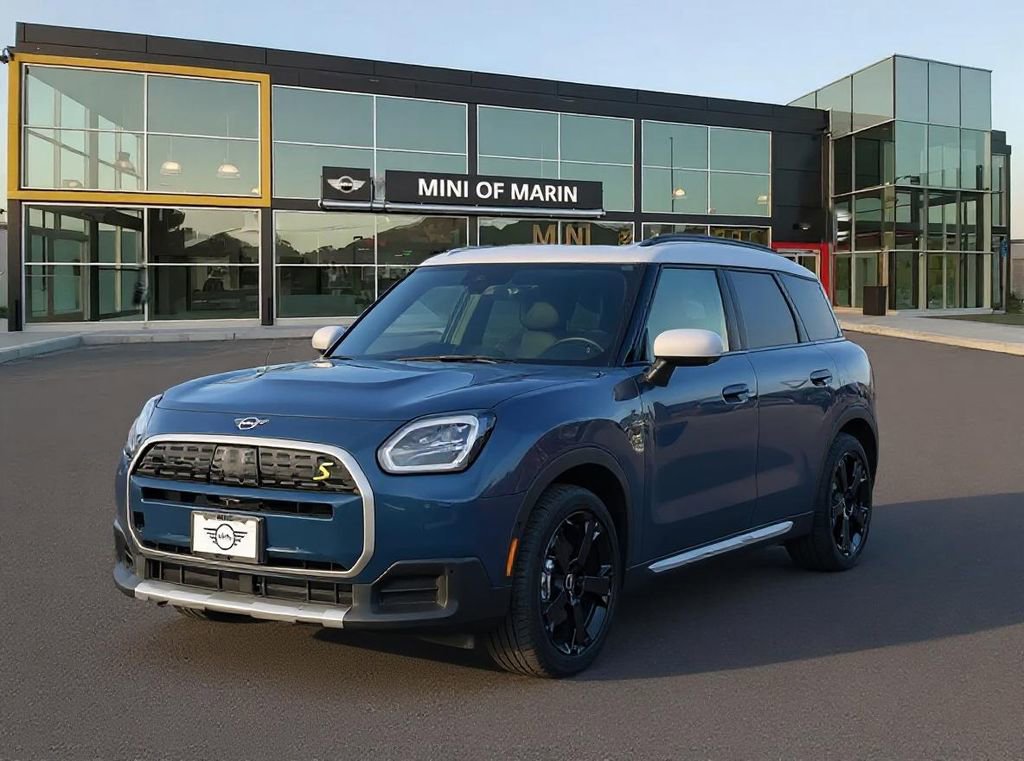 New 2025 MINI Cooper Countryman SE w/ Comfort Package Max image 1