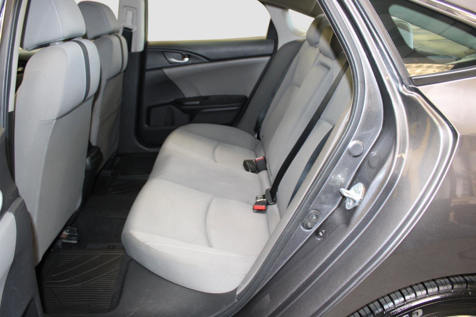 Used 2018 Honda Civic EX-T image 32