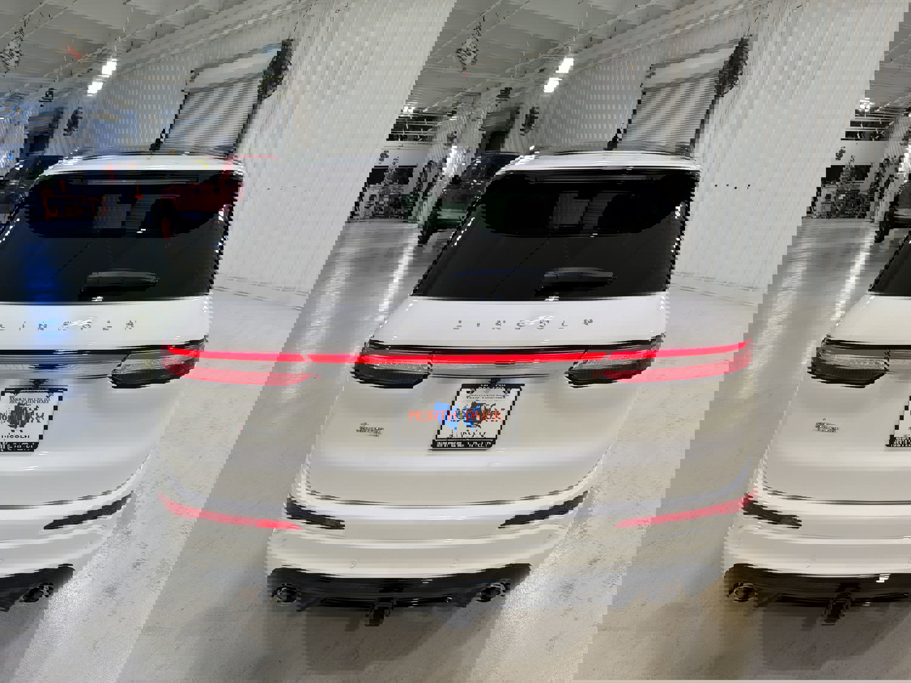 Used 2025 Lincoln Corsair Reserve w/ Equipment Group 202A image 27