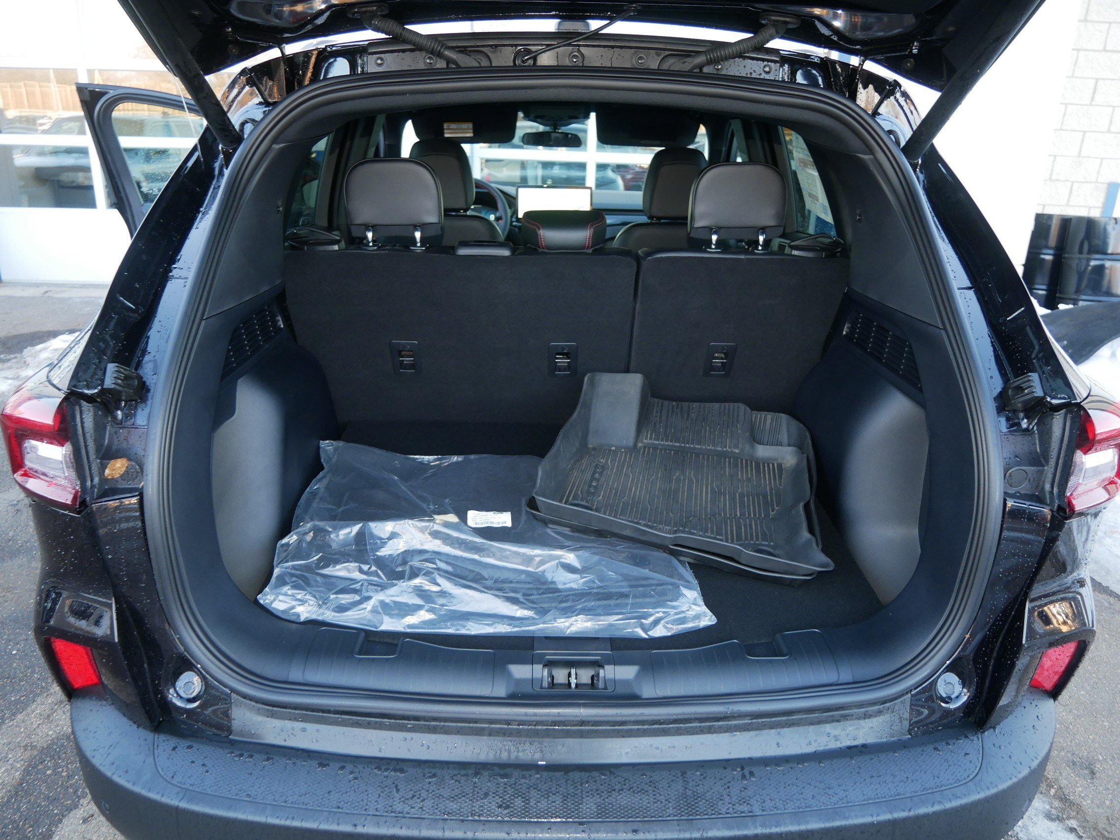 Used 2025 Ford Escape ST-Line Select w/ Tech Pack #2 image 18