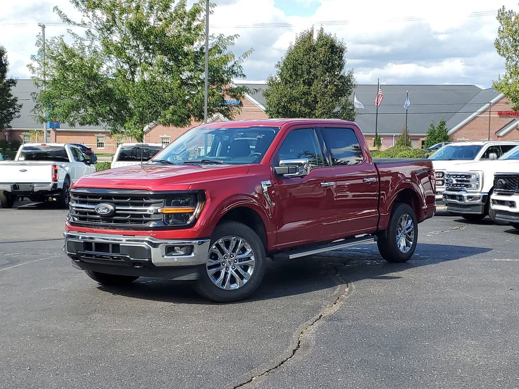 New 2025 Ford F150 XLT w/ Equipment Group 302A MID