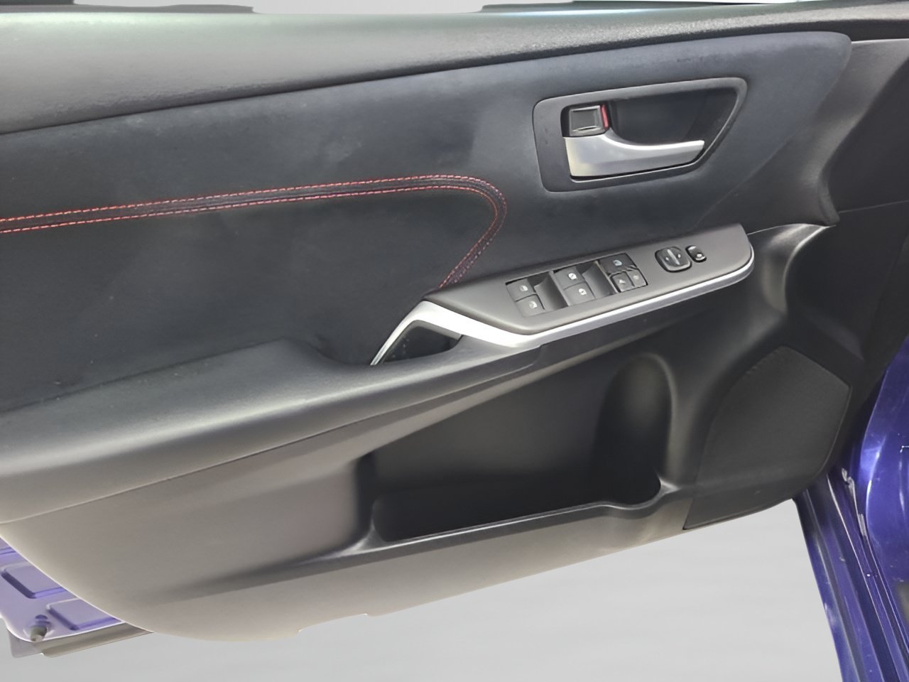 Used 2015 Toyota Camry XSE w/ Advanced Technology Package FWD image 23