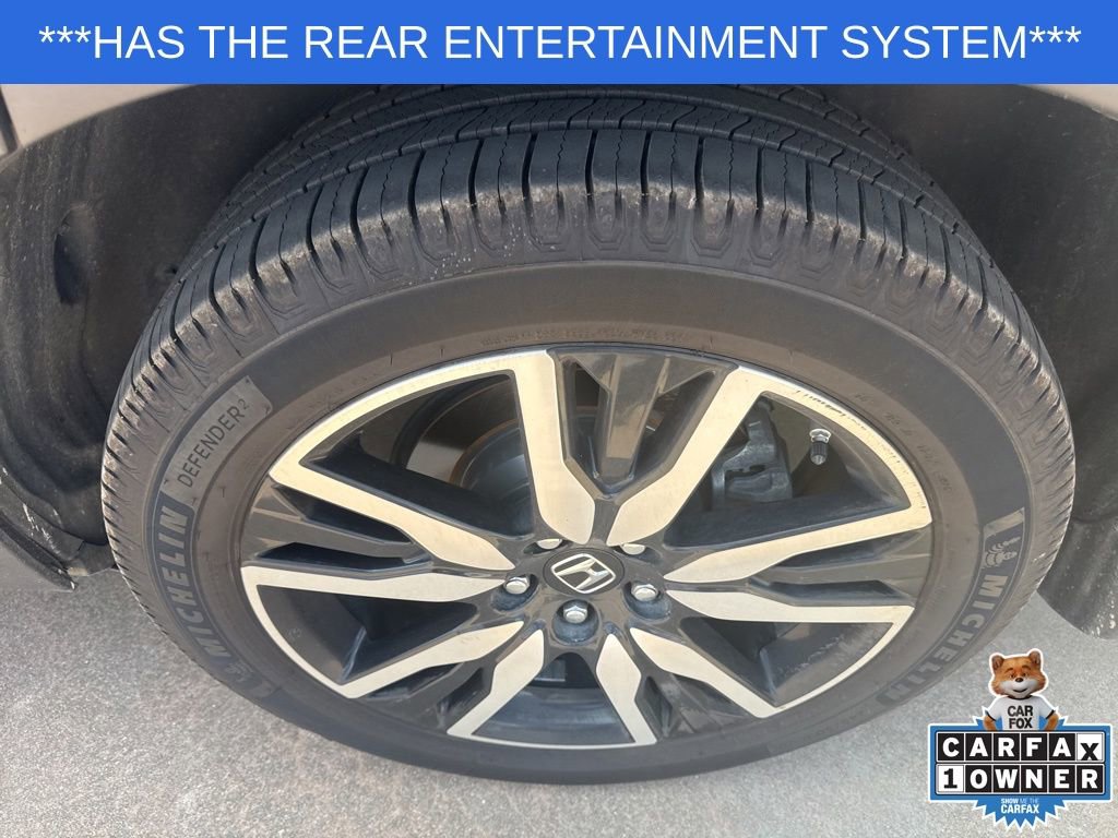 Used 2019 Honda Pilot Touring image 32