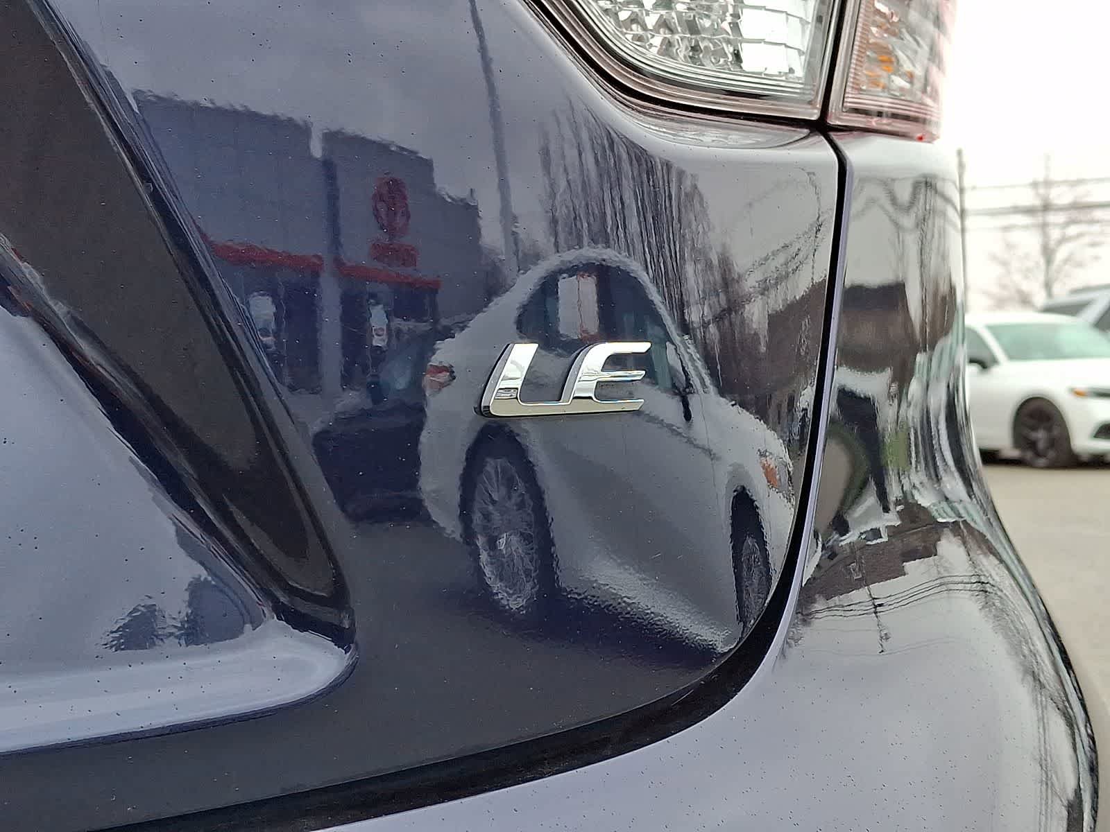 Used 2023 Toyota Corolla LE FWD image 30