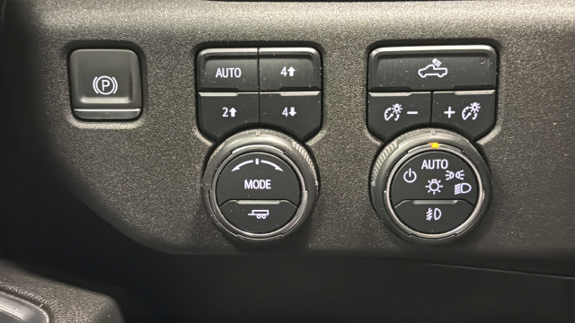 Used 2023 Chevrolet Silverado 1500 RST w/ True North Edition Plus AWD/4WD image 30