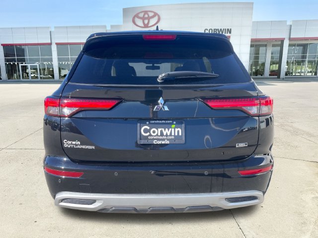 Used 2022 Mitsubishi Outlander SEL AWD/4WD image 4