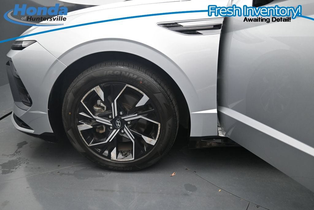 Used 2025 Hyundai Sonata SEL FWD image 14