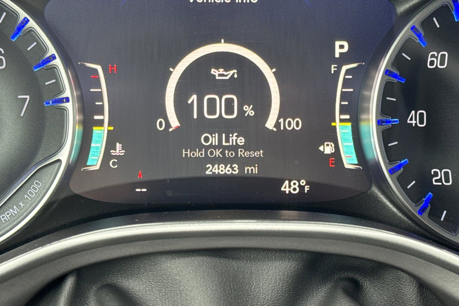 Used 2025 Chrysler Pacifica Select image 30