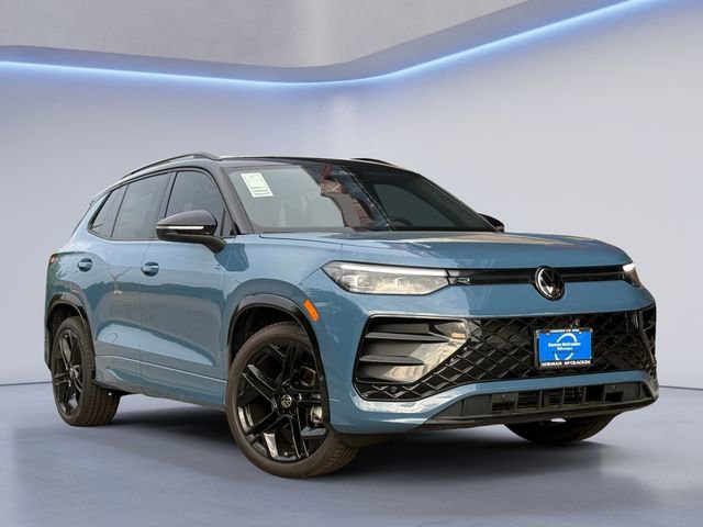 New 2026 Volkswagen Tiguan SE R-Line FWD image 1