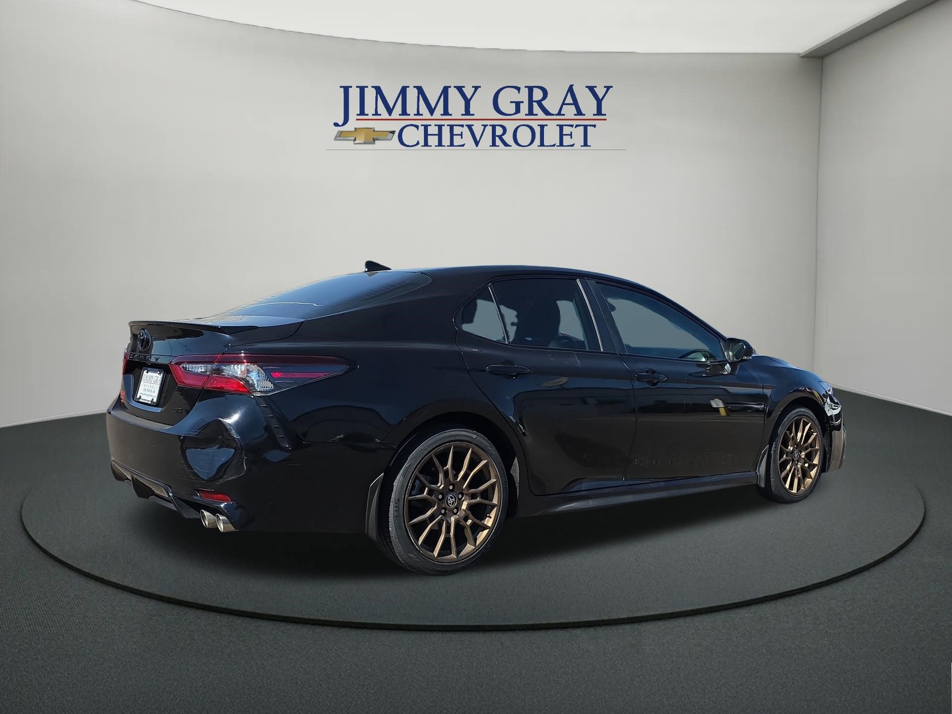Used 2023 Toyota Camry SE w/ Convenience Package FWD image 5