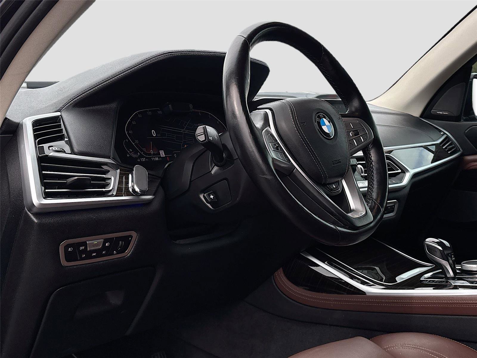 Used 2019 BMW X7 xDrive50i w/ Cold Weather Package AWD/4WD image 9