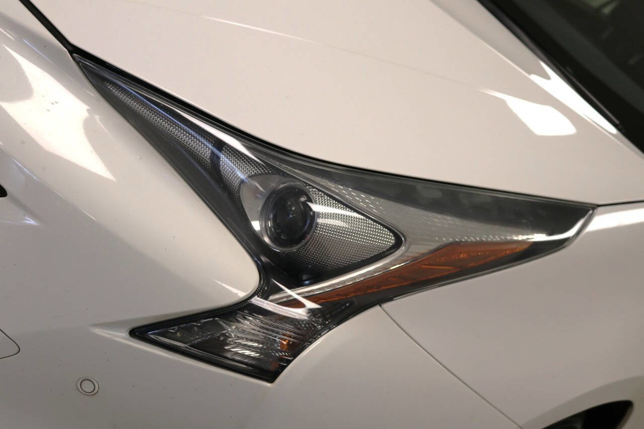 Used 2018 Toyota Prius Three image 93