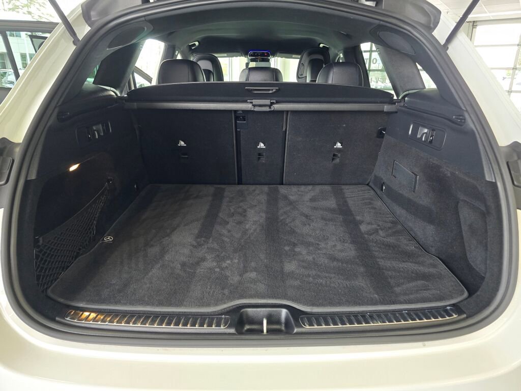 Used 2024 Mercedes-Benz GLC 300 4MATIC image 20