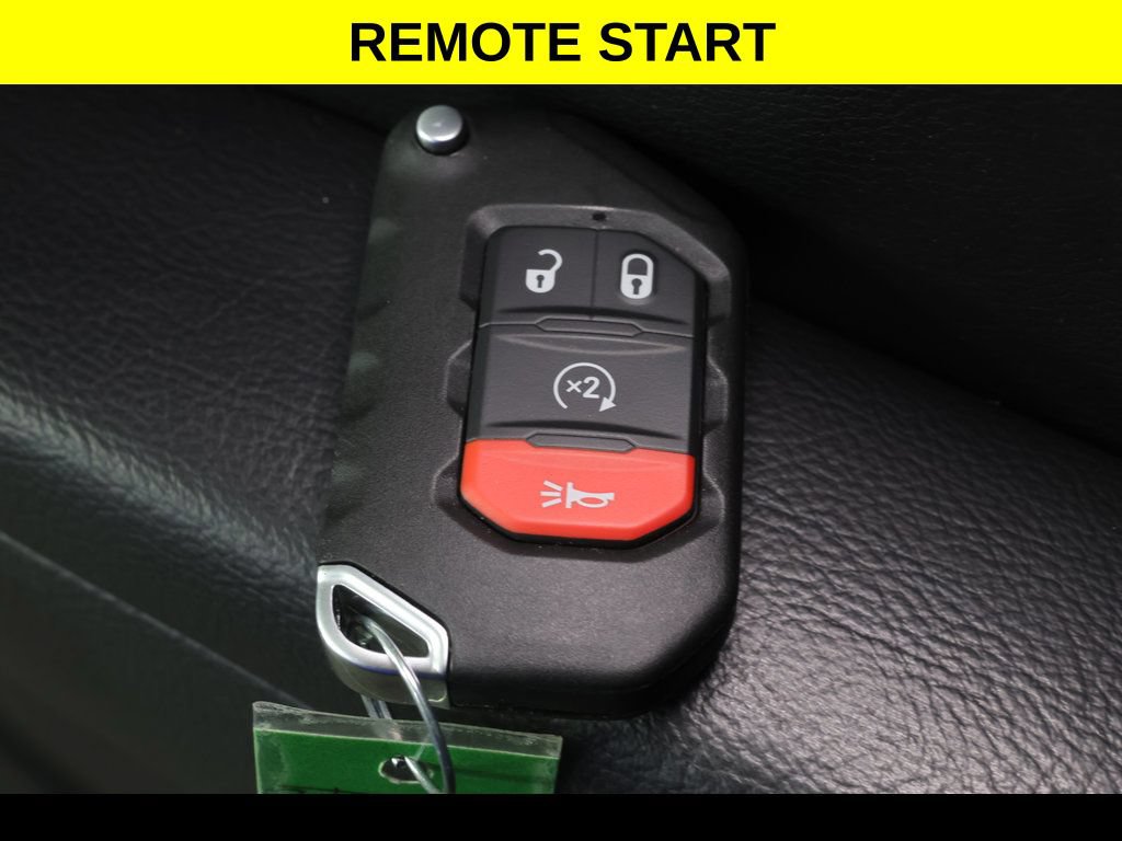 Certified 2024 Jeep Wrangler Unlimited w/ Convenience Group AWD/4WD image 11