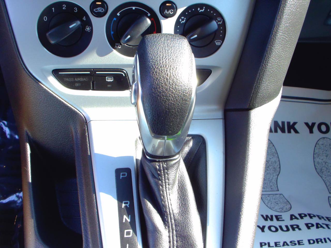 Used 2014 Ford Focus SE FWD image 21