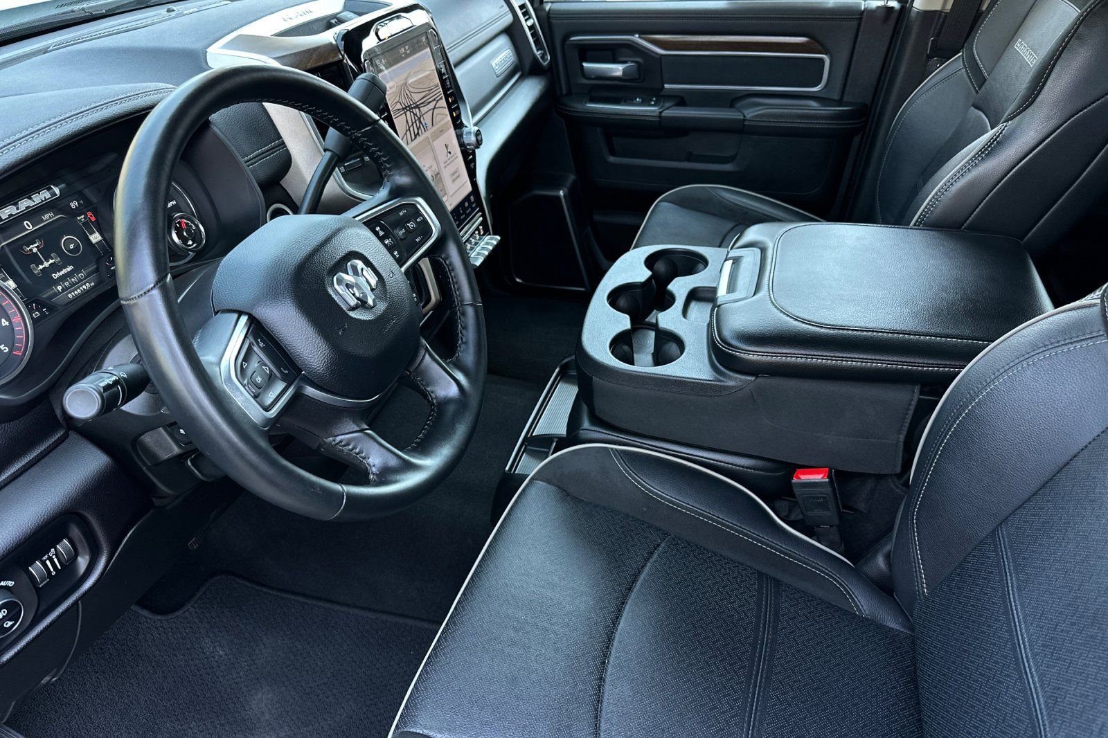 Used 2024 RAM 2500 Laramie w/ Safety Group AWD/4WD image 9