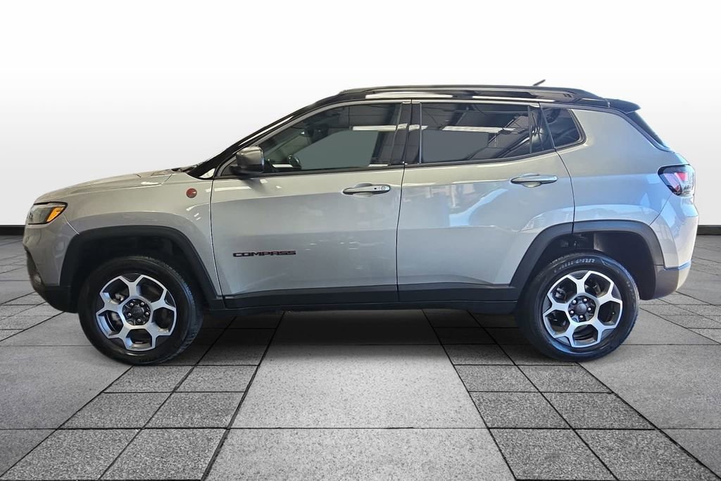 Used 2022 Jeep Compass Trailhawk w/ Trailhawk Elite Group AWD/4WD image 8