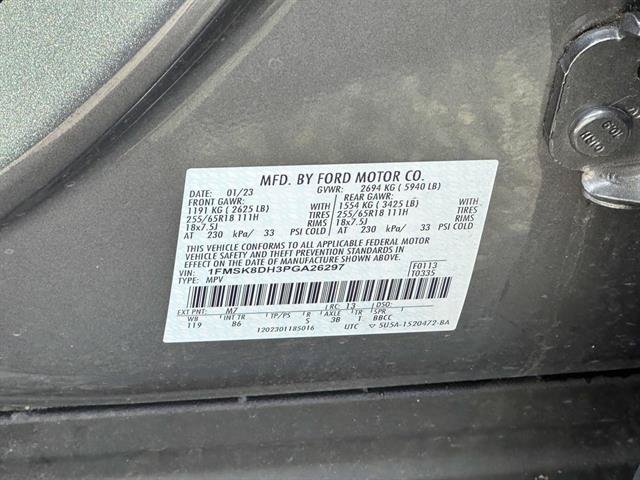 Used 2023 Ford Explorer XLT AWD/4WD image 35