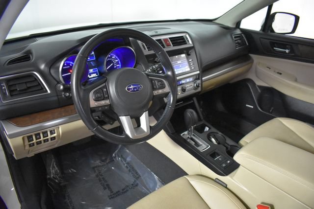 Used 2016 Subaru Outback 2.5i Limited AWD/4WD image 14