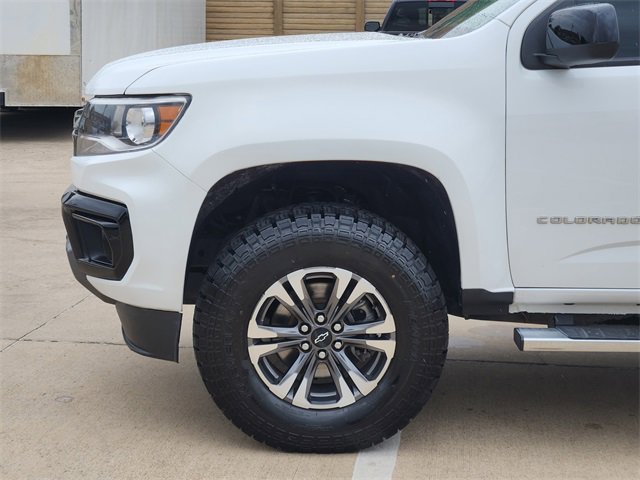 Used 2022 Chevrolet Colorado Z71 w/ Safety Package AWD/4WD image 15
