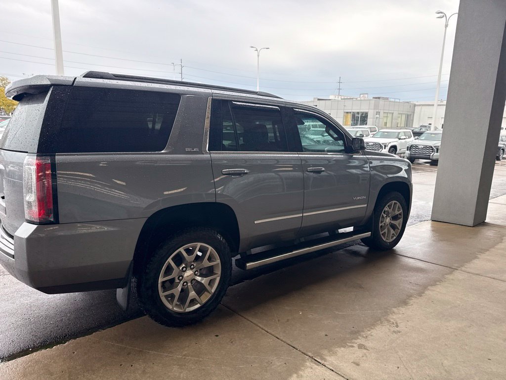 Used 2019 GMC Yukon SLE w/ SLE Value Package RWD image 3