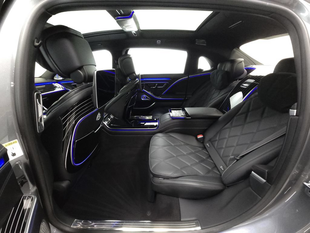 Used 2024 Mercedes-Benz Maybach S 680 4MATIC image 30