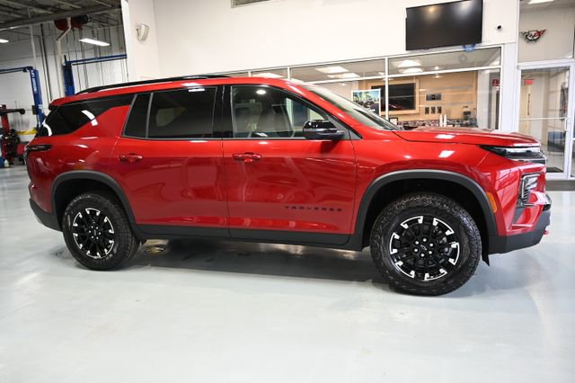 New 2026 Chevrolet Traverse Z71 w/ Driver Confidence Package AWD/4WD image 4