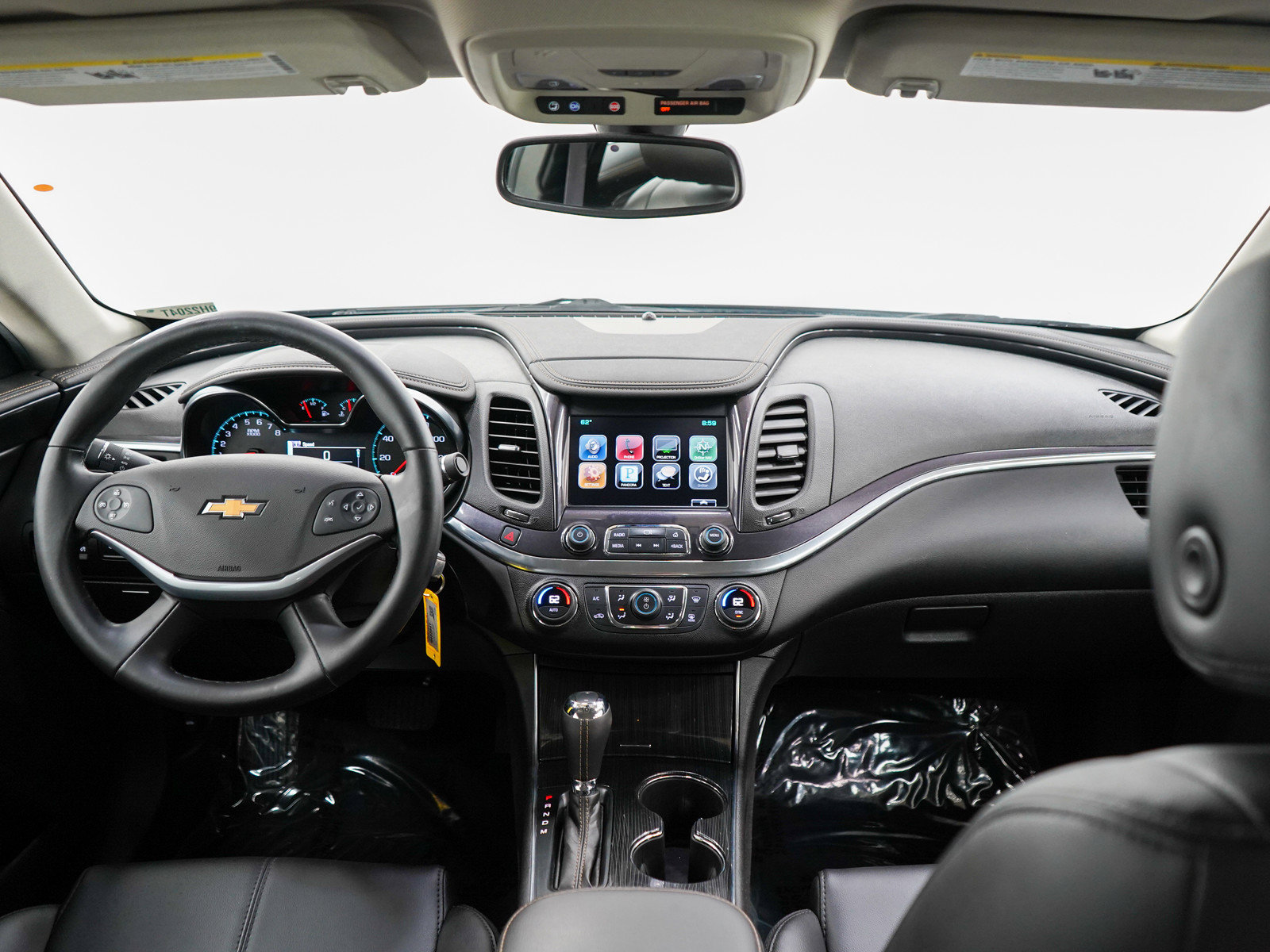 Used 2016 Chevrolet Impala LT w/ Convenience Package FWD image 13