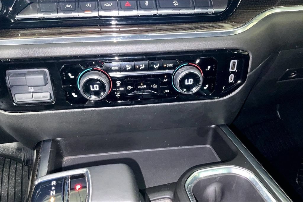 Used 2023 Chevrolet Silverado 1500 RST AWD/4WD image 29