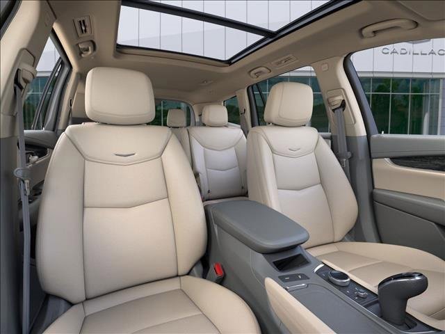 New 2025 Cadillac XT6 Premium Luxury image 16