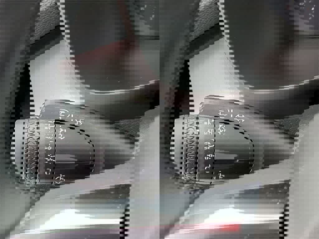 New 2026 Volvo XC40 B5 Ultra w/ Protection Package Premier image 26