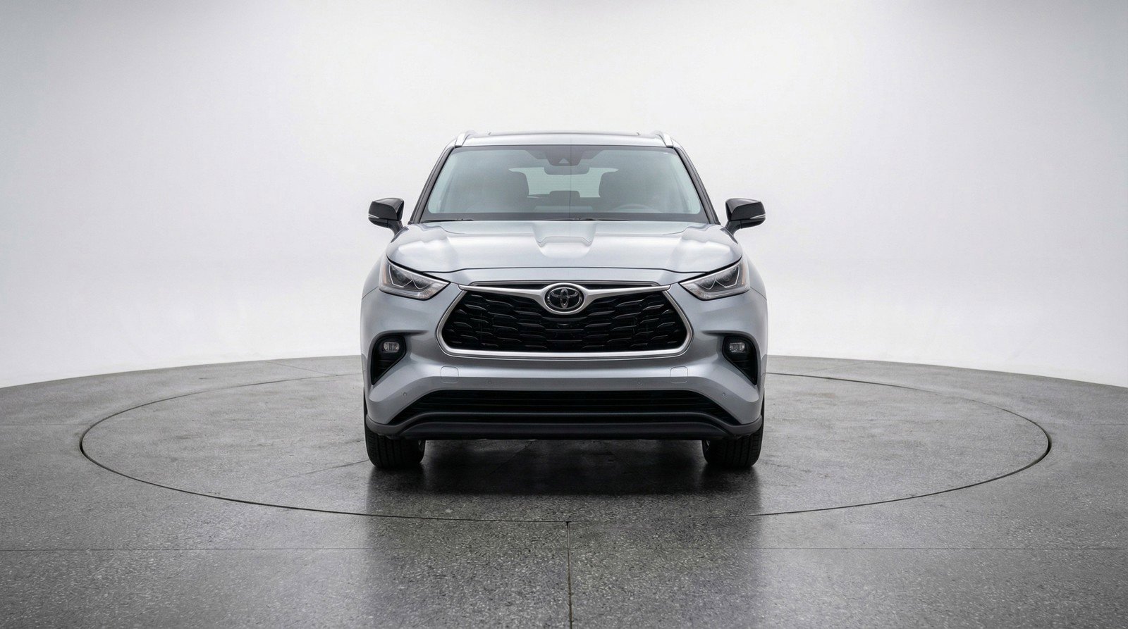 Used 2025 Toyota Highlander XSE image 2