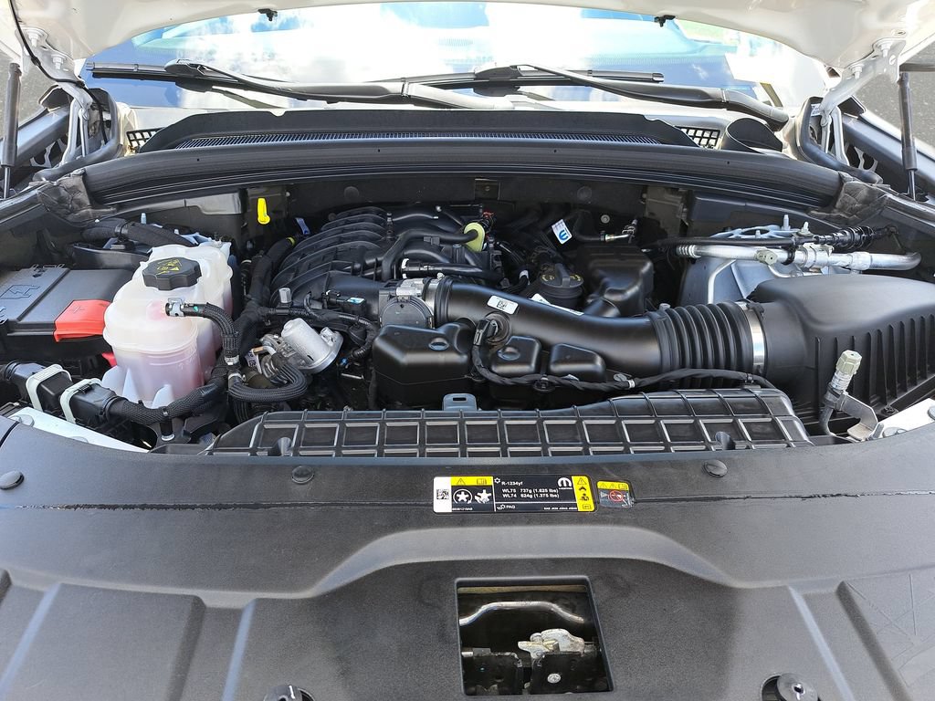 Certified 2024 Jeep Grand Cherokee Altitude AWD/4WD image 28