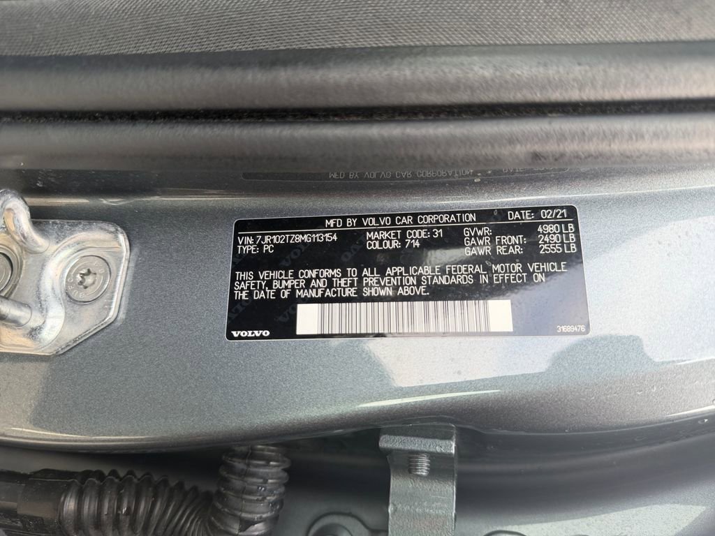 Used 2021 Volvo S60 T5 Momentum image 32