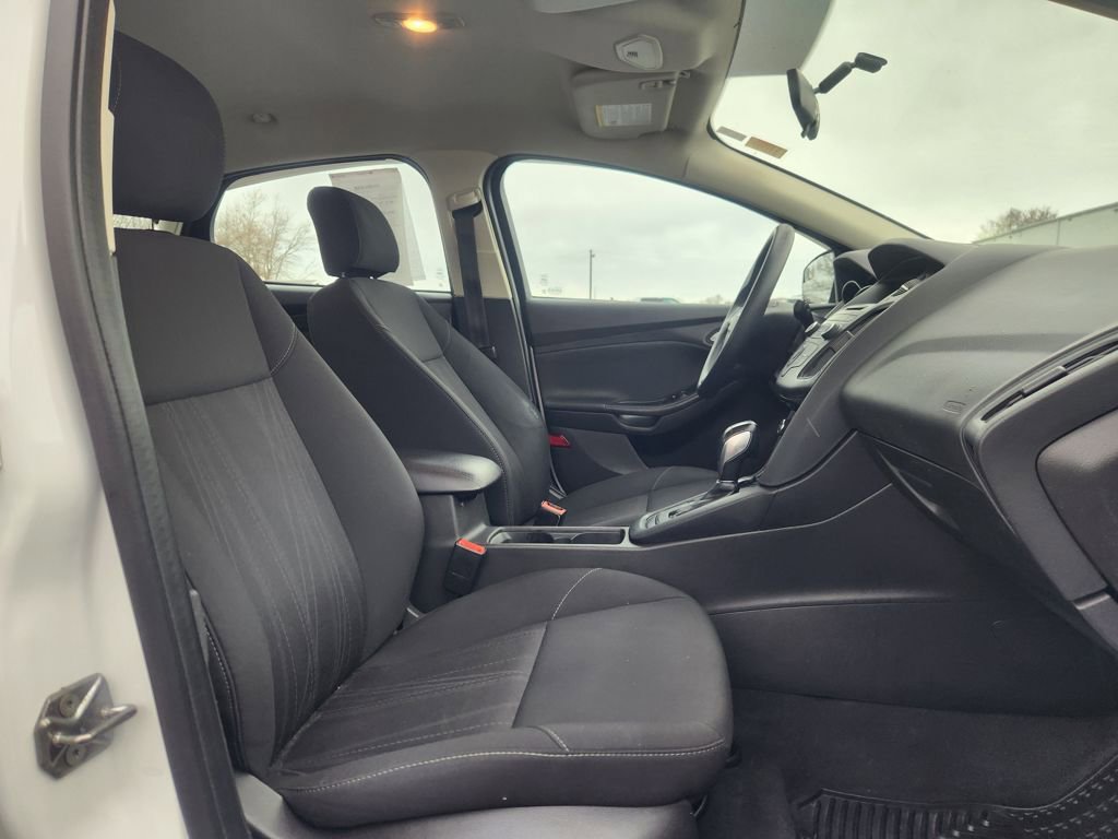 Used 2016 Ford Focus SE image 21
