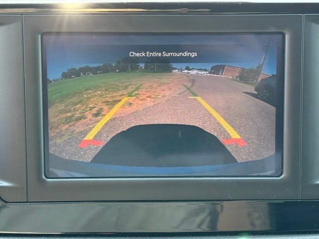 Used 2023 Chrysler Voyager LX FWD image 17