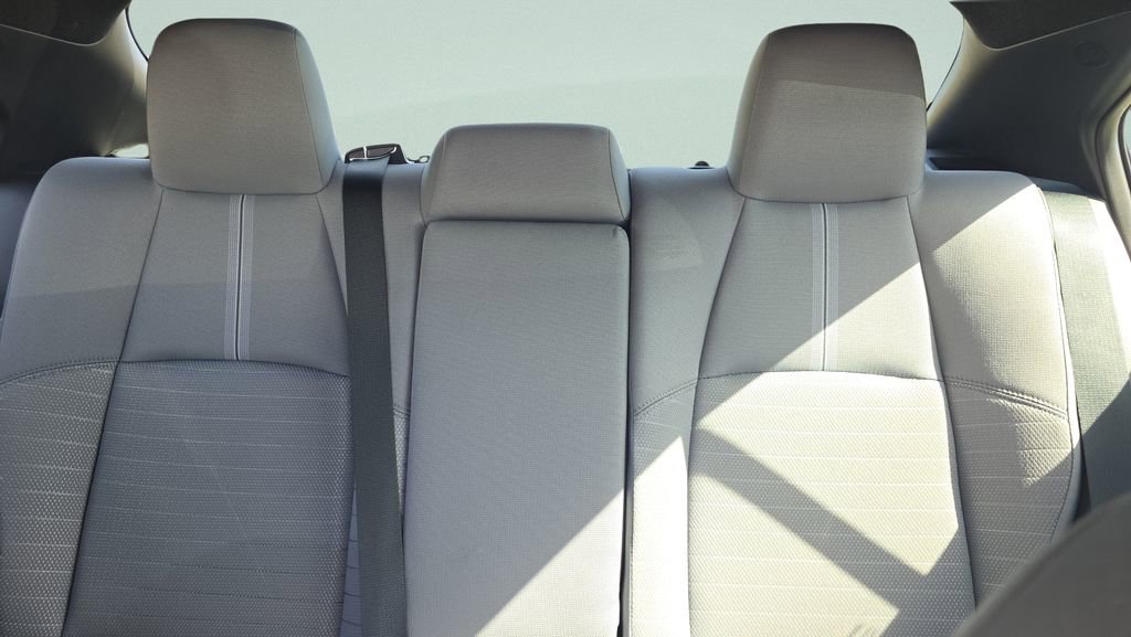 Used 2025 Toyota Corolla SE image 13