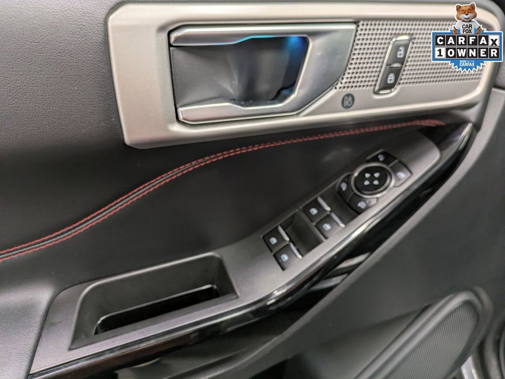 Used 2023 Ford Explorer ST-Line w/ Class IV Trailer Tow Package AWD/4WD image 11