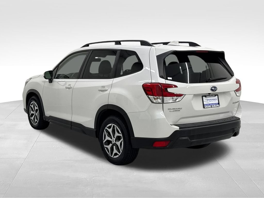 Used 2021 Subaru Forester Premium w/ Popular Package #1 AWD/4WD image 5