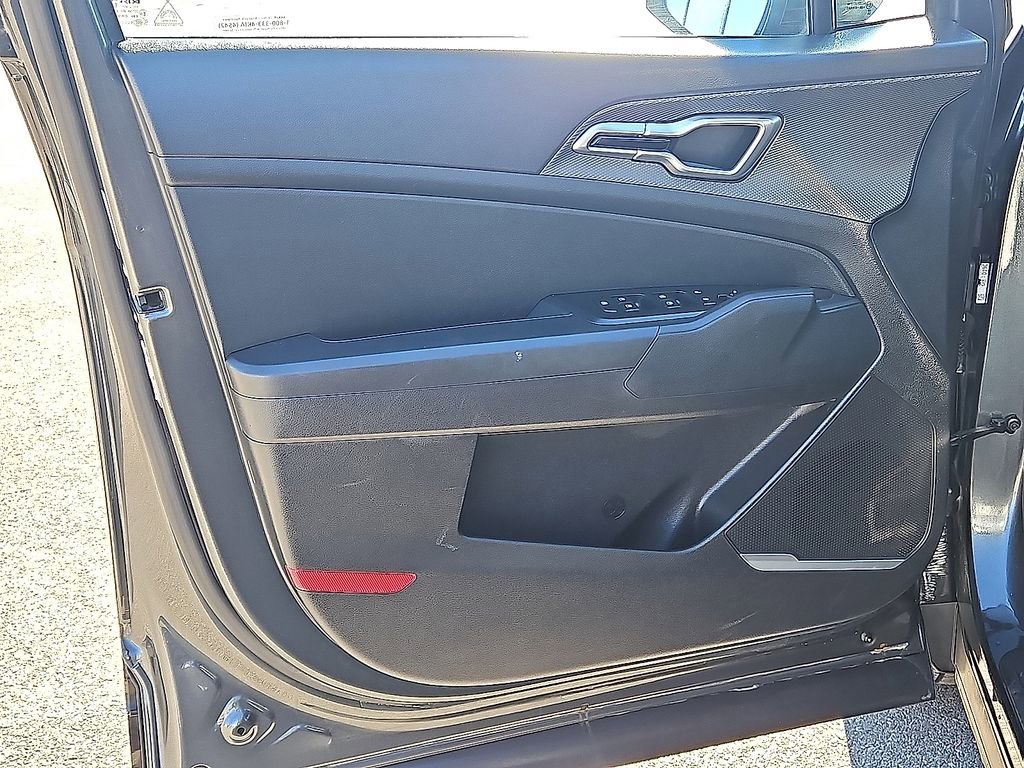 Used 2024 Kia Sportage LX AWD/4WD image 18