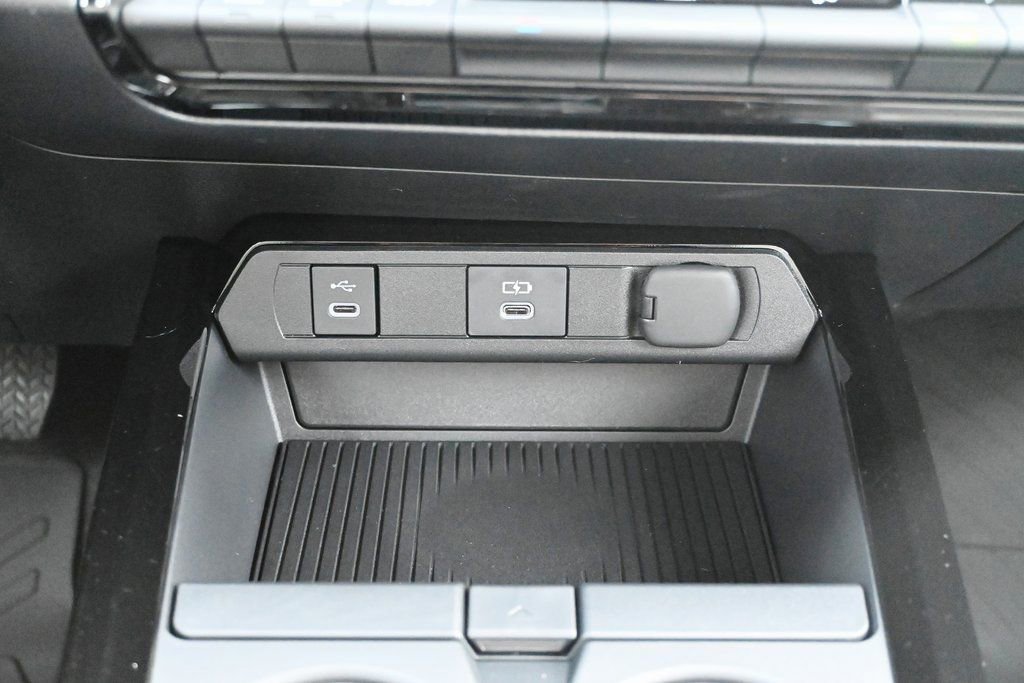 New 2026 Toyota Prius Plug-In Hybrid image 25