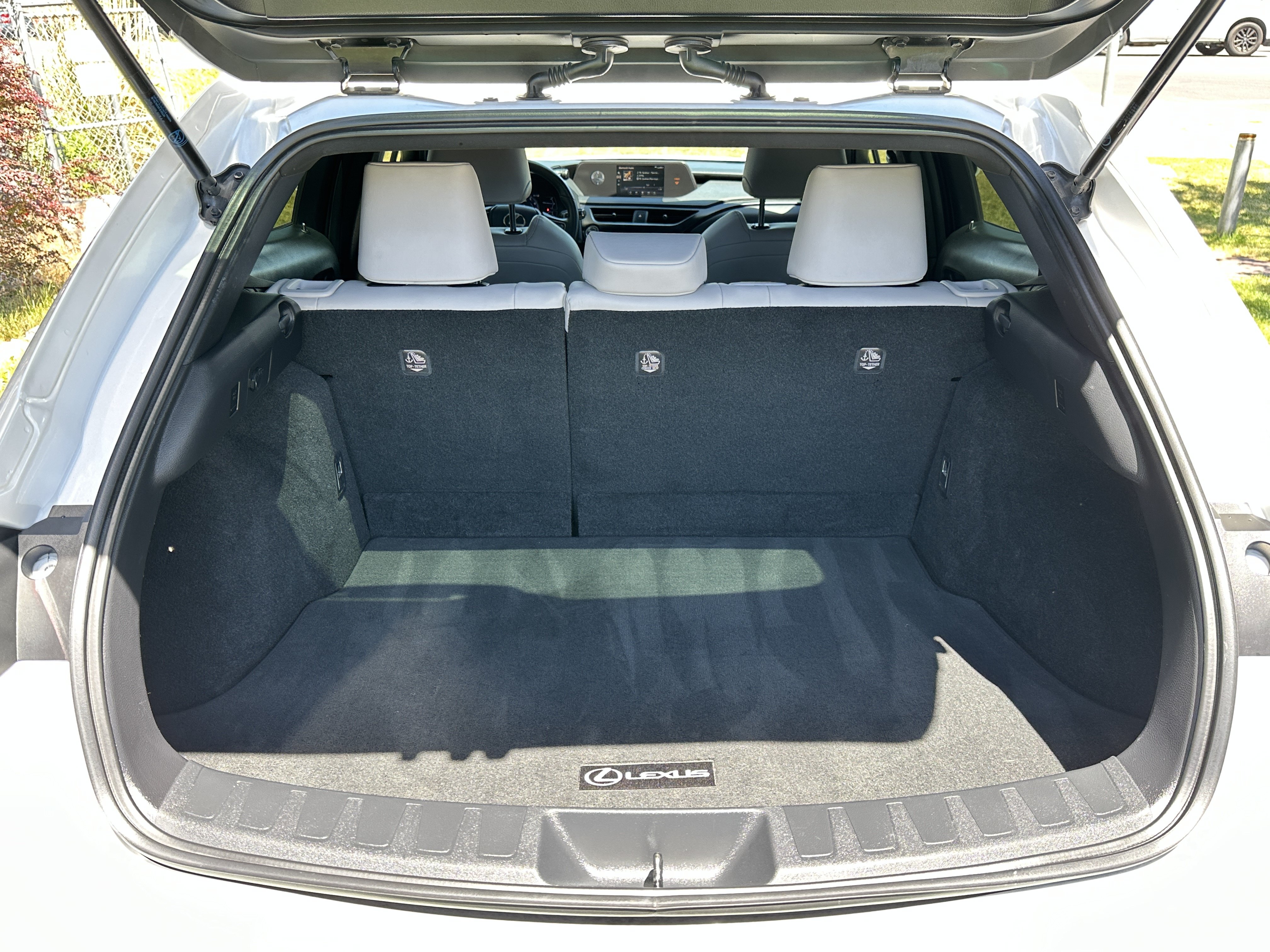 Used 2019 Lexus UX 200 w/ Accessory Package 2 FWD image 27