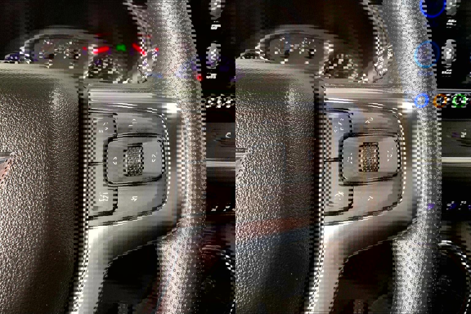 Used 2025 Chevrolet Blazer LT image 19