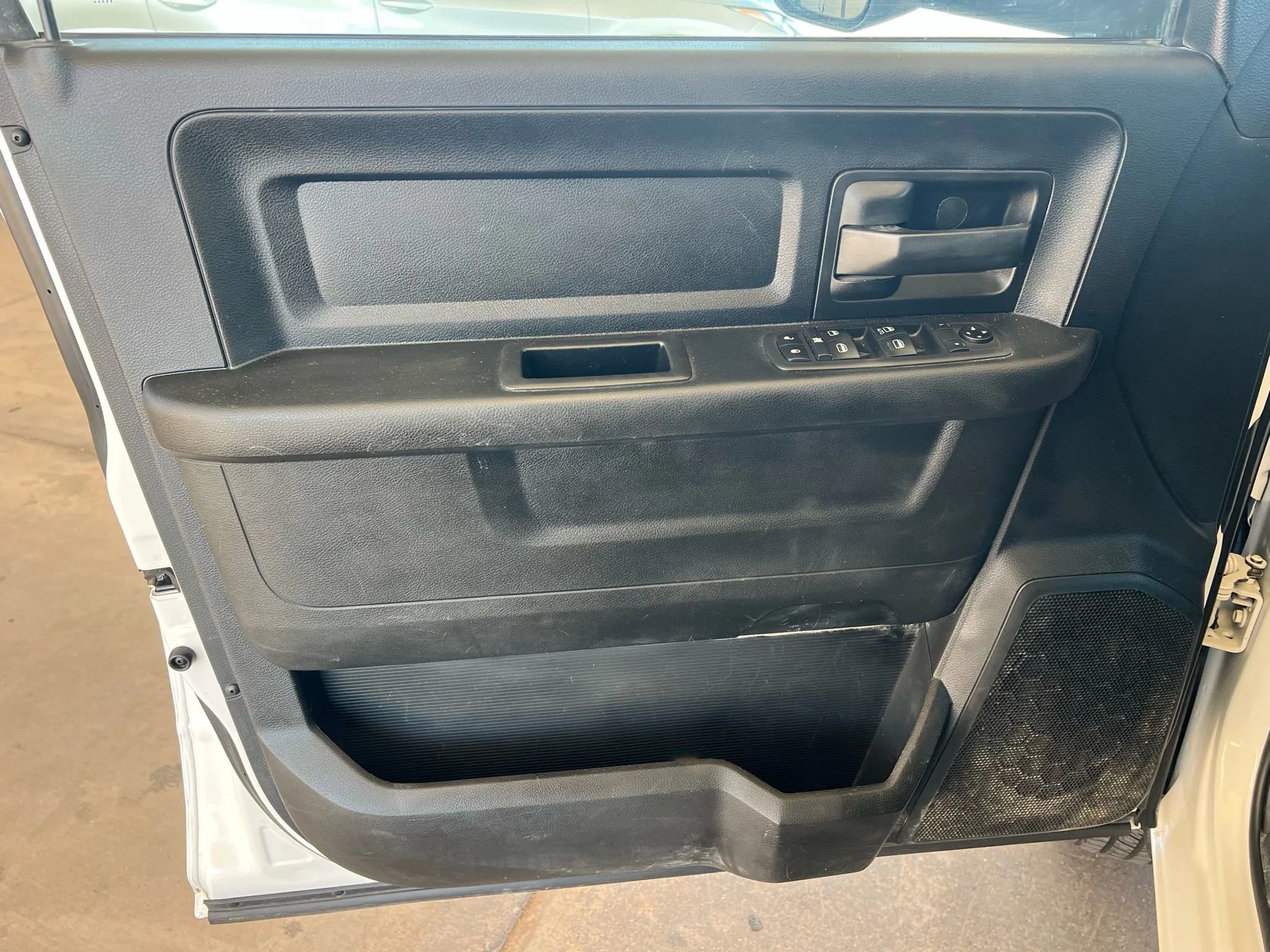 Used 2021 RAM 3500 Tradesman w/ Chrome Appearance Group image 10