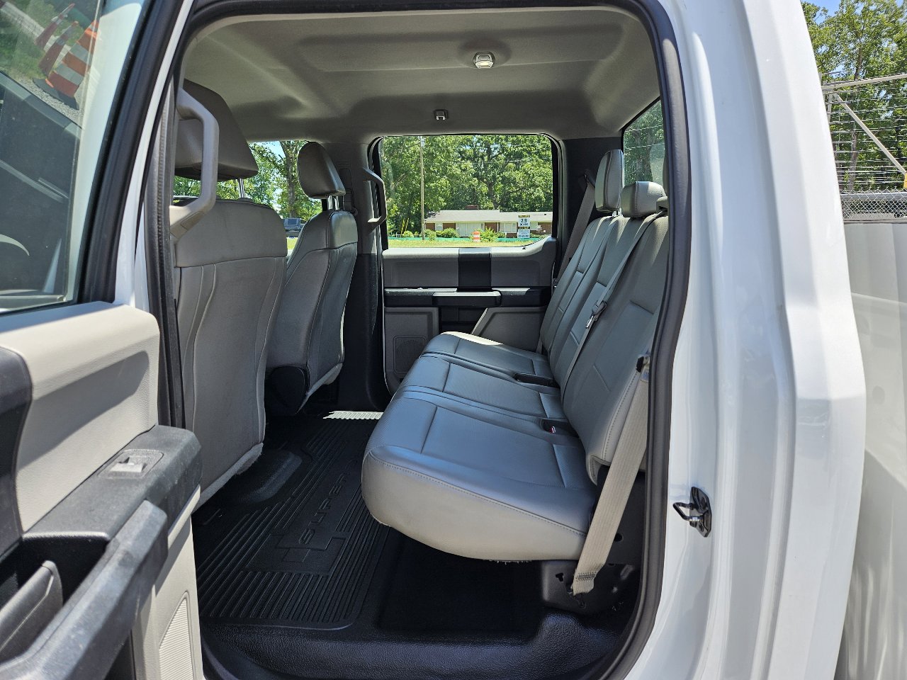 Used 2017 Ford F350 XL image 22