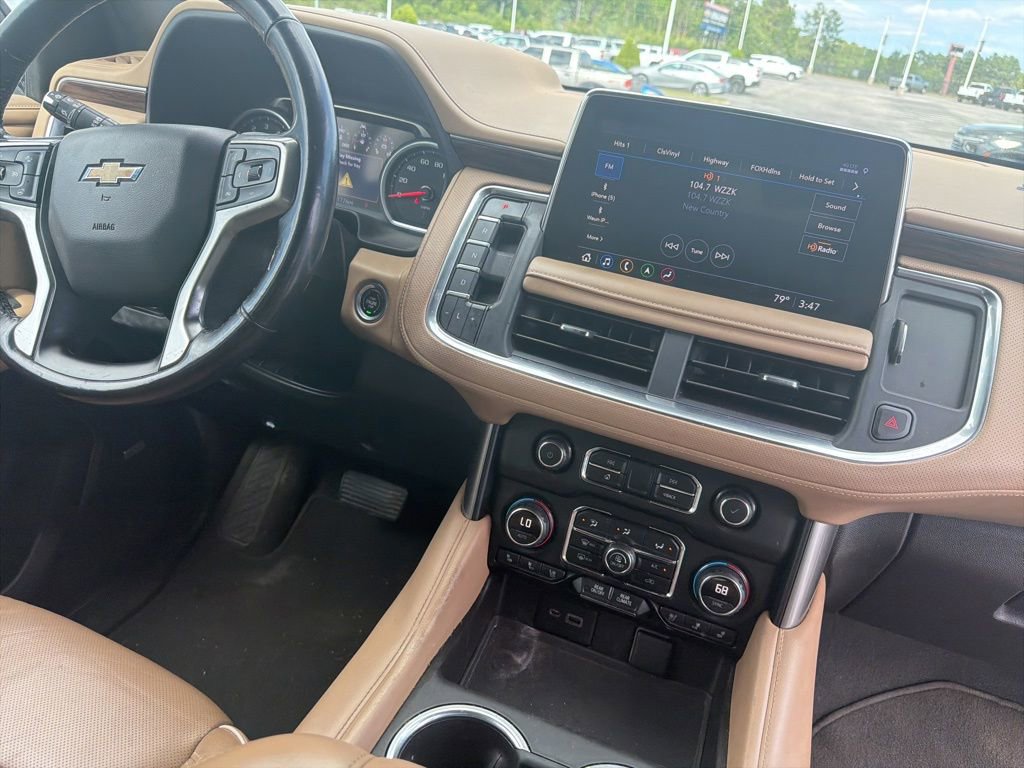 Used 2021 Chevrolet Tahoe Premier w/ Premium Package RWD image 9