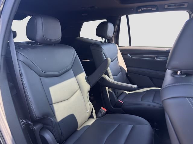 Used 2024 Cadillac XT6 Sport w/ LPO, Floor Liner Package AWD/4WD image 18